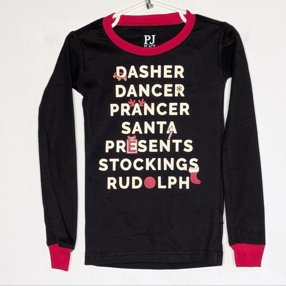 ✨3/$15 NWT PJ Place Black White Red Christmas Winter Santas Reindeer Shirt 4T